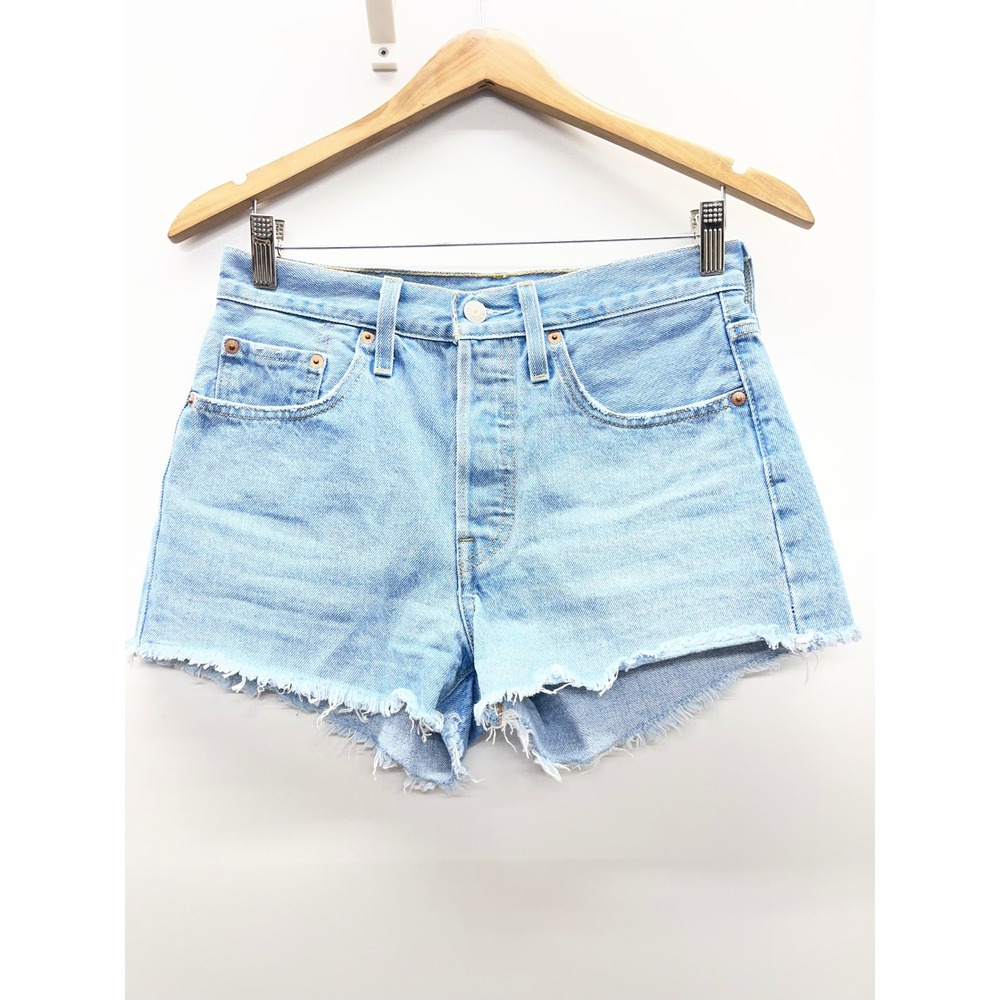 Levis 501 Original High Rise Denim Shorts Light Wash Frayed Hem W26 56327-0113